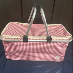 ピクニックや運動会で活躍しそうな　
保冷バスケット