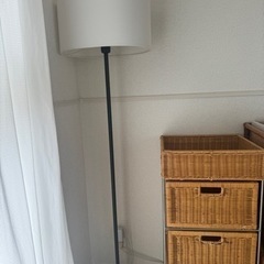 〖無印良品 〗フロアスタンドライトの画像