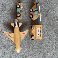 ANA木製飛行機などの画像
