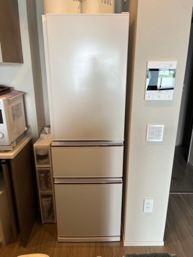 譲ります！2020年購入　三菱電機冷蔵庫　300L