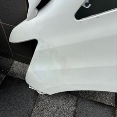 20ヴェルファイア 左フロントフェンダーの画像