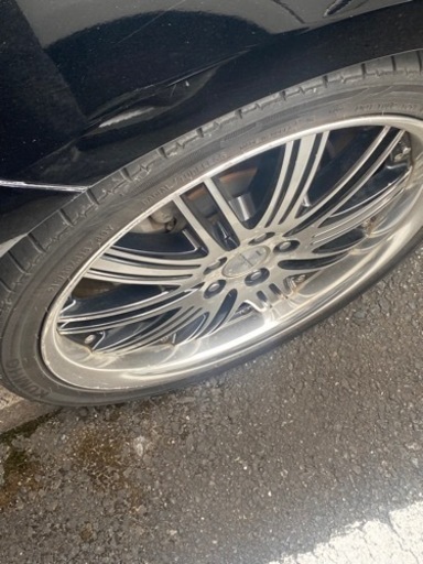 車のパーツ タイヤ、ホイール