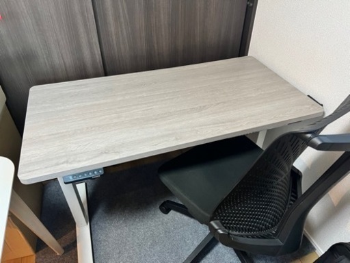 【定価 36,000円 /　Flexispot】電動昇降デスク