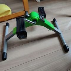 サイクルマシン。足の運動。運動不足解消に！の画像