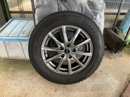 [お譲り先が決まりました]車のパーツ タイヤ、ホイール