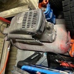 コンプレッサー　タンク
の画像