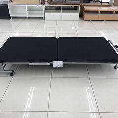 ★ジモティ割あり★  折りたたみベット ブラック H29×D94...