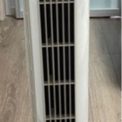 DCモーター　タワー型扇風機の画像