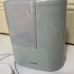 アイリスオーヤマ　
加湿器