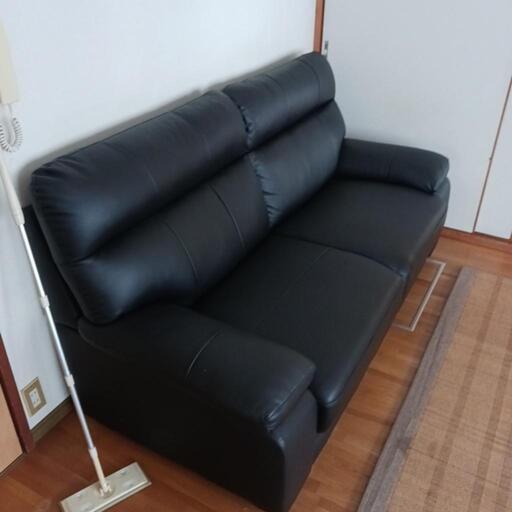 三人掛けソファー