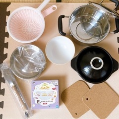 キッチン用品、食器まとめ売りの画像