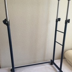 【お譲り先決定しました】キャスター付2段ハンガーラック