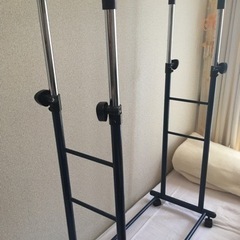 【お譲り先決定しました】キャスター付2段ハンガーラックの画像