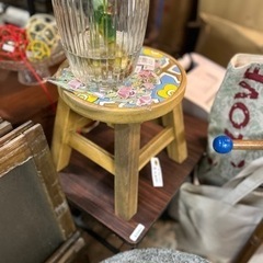 木製スツール　無垢　花台　飾り台に　ミニチェア　椅子