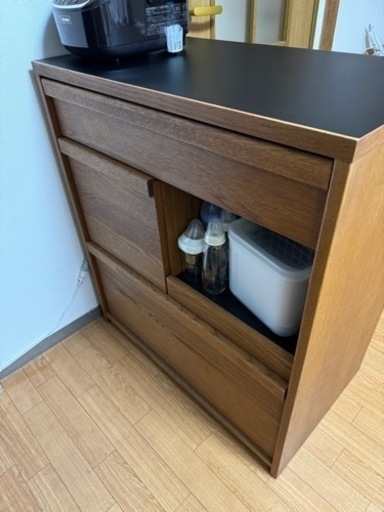 【自宅まで指定日時内で引取に来て頂ける方】キッチンカウンター　unico ATTAシリーズW800H900