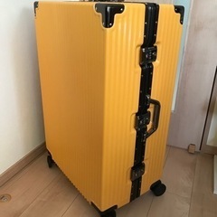 大型スーツケース　ほぼ未使用