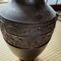 骨董品？かめ？花瓶？壺？