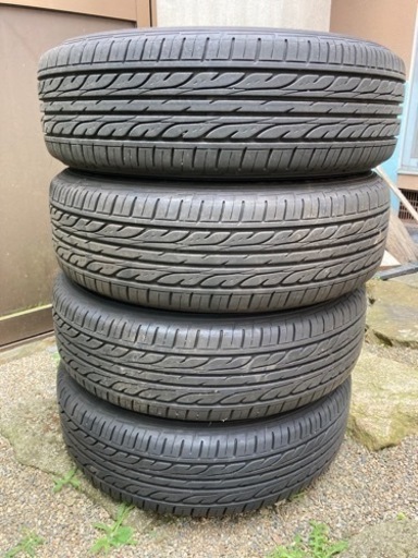 車のパーツ タイヤ、ホイール