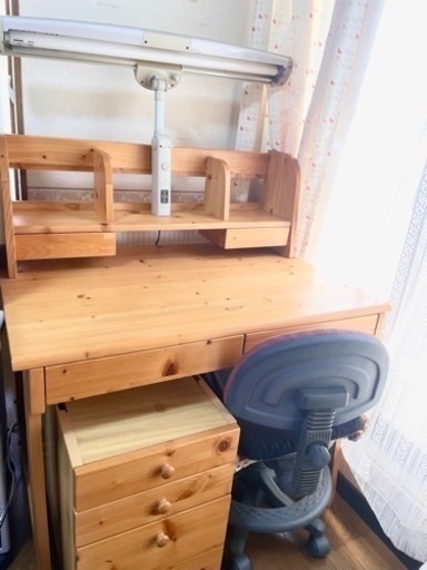 木目調の学習机