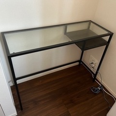 IKEAラップトップテーブル