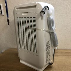 ２０１６年製　日立  HJS-D561 [除湿機 デシカント式]の画像