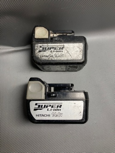 HITACHI 14.4V 3Aバッテリー x2個