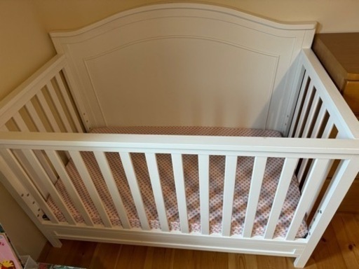 ベビーベッド