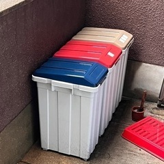 ゴミ箱　三つセットの画像