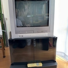テレビデオ（テレビ台付き）