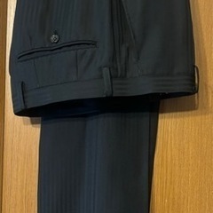 コムサイズム　メンズスーツ上下　春夏用　XSサイズの画像