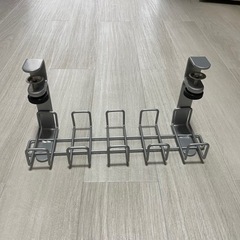 ワイヤーケーブルトレイ デスク下