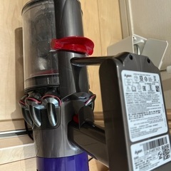 ダイソン掃除機　SV12の画像