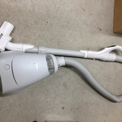 【‼️✨高年式✨‼️】Panasonic?パナソニック?紙パック式掃除機