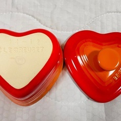 ル・クルーゼ LE CREUSET ココット ハート型の画像