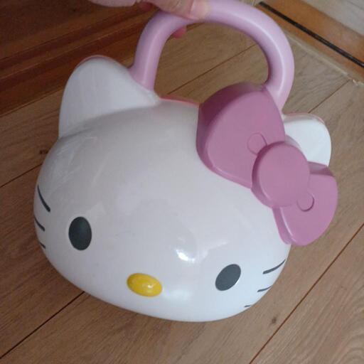 キティちゃんお家ごっこ(^ω^)