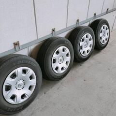 車のパーツ
