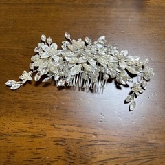 ヘアドレス　ウエディング　結婚式　髪飾り　パーティ