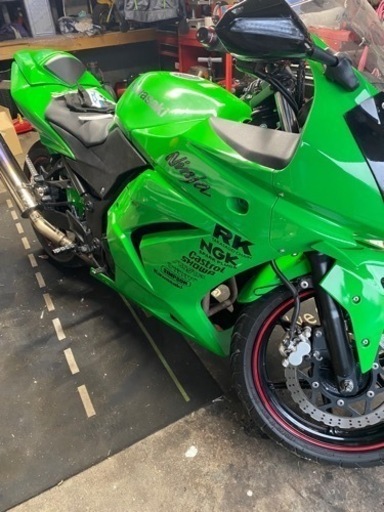 決まりました。ninja250R社外品多数。
