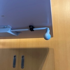 ガス圧式昇降デスクの画像