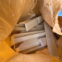 薪　焚き火　キャンプ　木