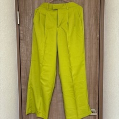 GU カラースラックスパンツ