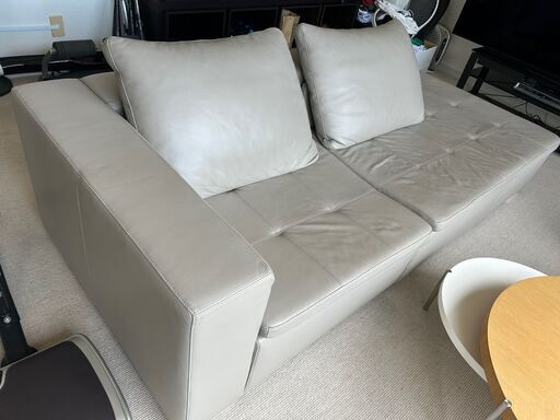 Bo Consept　北欧家具の大型ソファ