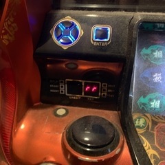受取り予定者決定済み　スロット台　 バジリスク絆　ユニバーサル　コイン不要機　 　　 の画像