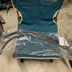 ハイエース　フロントドア　ウェザーストリップ　２００系の画像