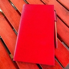 薄い手帳カバー、ペン付き