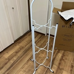 アクアクララ　ボトル置き