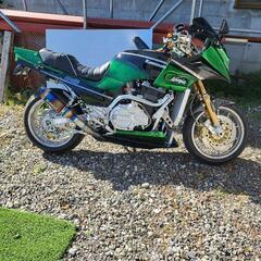 カワサキGPZ900Rカスタムの画像