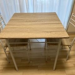 ダイニングテーブル(アイリスオーヤマ製)お譲りします