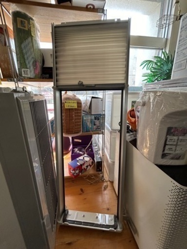 コロナルームエアコン ウインド形冷房専用 型式 CW-F1621 中古
