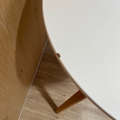 サイドテーブルの画像